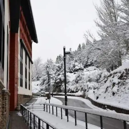 Little Rest Sierra Nevada, Zona Baja 6 Pax, Garaje Wifi Sierra Nevada