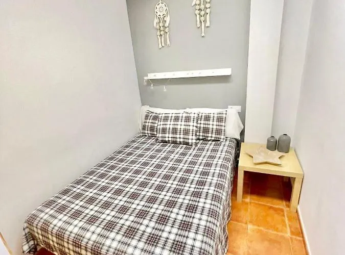 Little Rest Sierra Nevada, Zona Baja 6 Pax, Garaje Wifi * Sierra Nevada