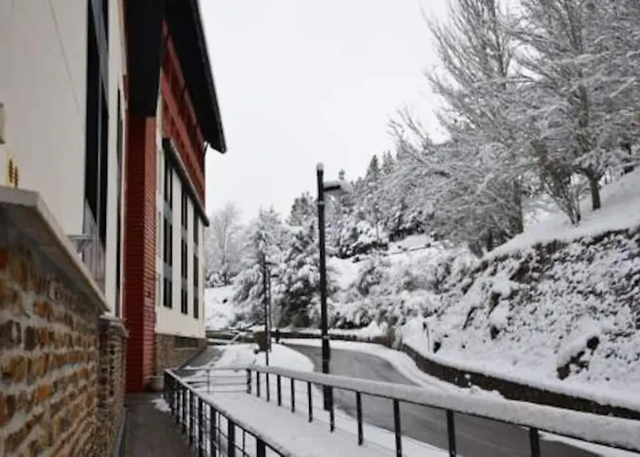 Little Rest Sierra Nevada, Zona Baja 6 Pax, Garaje Wifi Sierra Nevada